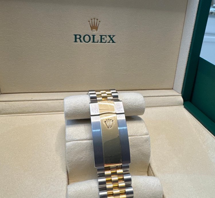 Rolex Sky-dweller 2025 Rolex Sky-dweller