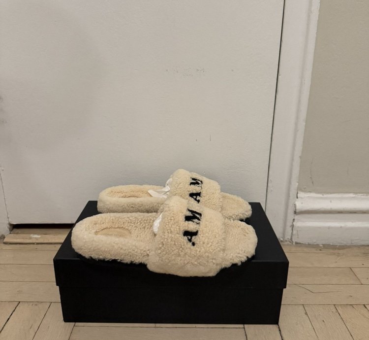 Amiri Shearling Slip On Slipper- Tan Size 42