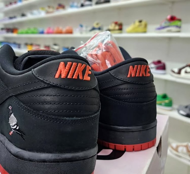 Nike Sb Dunk Low Trd Qs black Pigeon