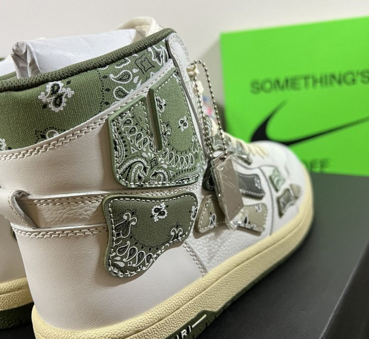 Amiri Skel High Bandana Paisley Green