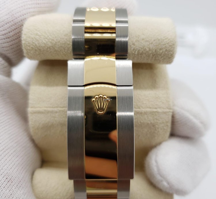 Rolex Sky-dweller 326933 Champagne Oyster - New 2023