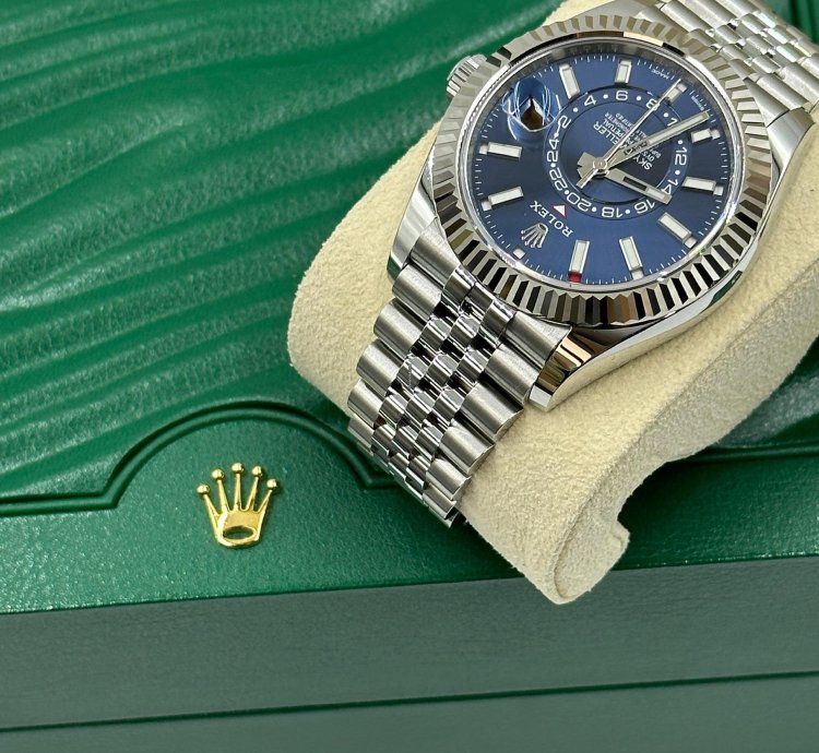 Rolex Sky-dweller 326934 Blue Dial Jubilee 2022