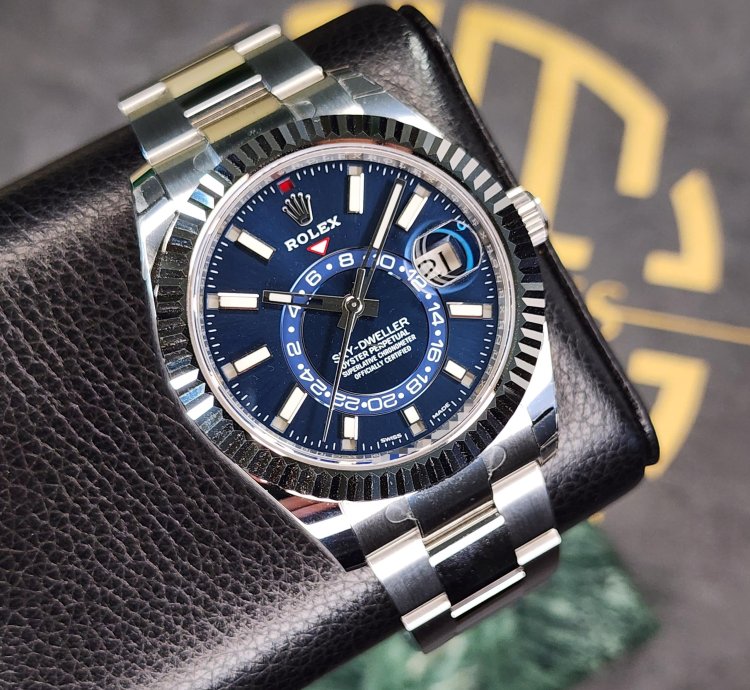 Rolex Sky-dweller 326934 Blue Oyster Warranty