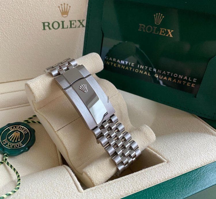 Rolex Sky-dweller 326934 Jubilee Blue Dial - Unworn 2021