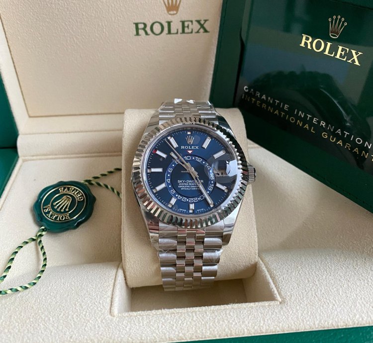 Rolex Sky-dweller 326934 Jubilee Blue Dial - Unworn 2021