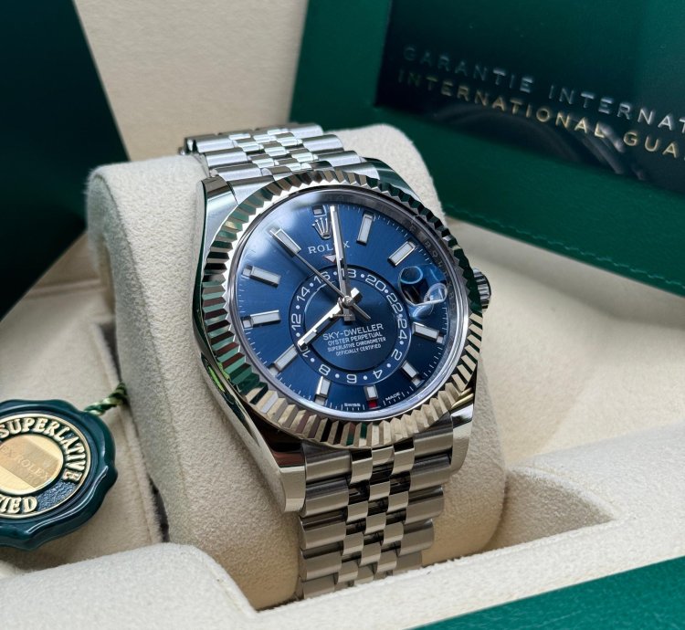 Rolex Sky-dweller 326934 Jubilee Bracelet Blue Dial Mint 2021