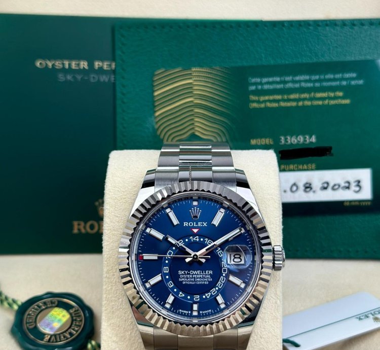Rolex Sky-dweller 326934 Sky-dweller Stainless Steel Blue Dial Oyster Bracelet 42mm