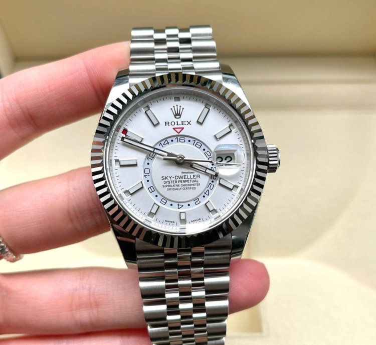 Rolex Sky-dweller 326934 White Jub