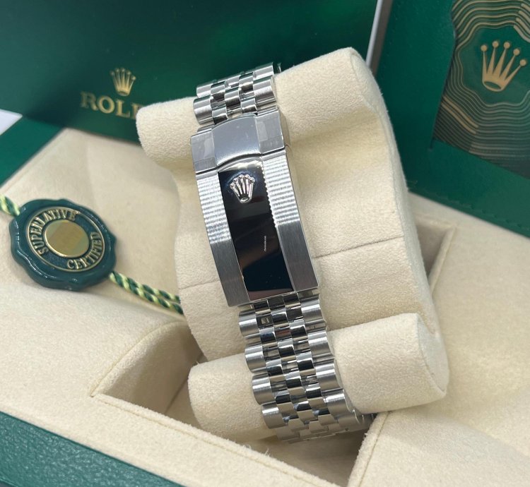 Rolex Sky-dweller 326934 White Jubilee New Unworn 2022 Box And Papers