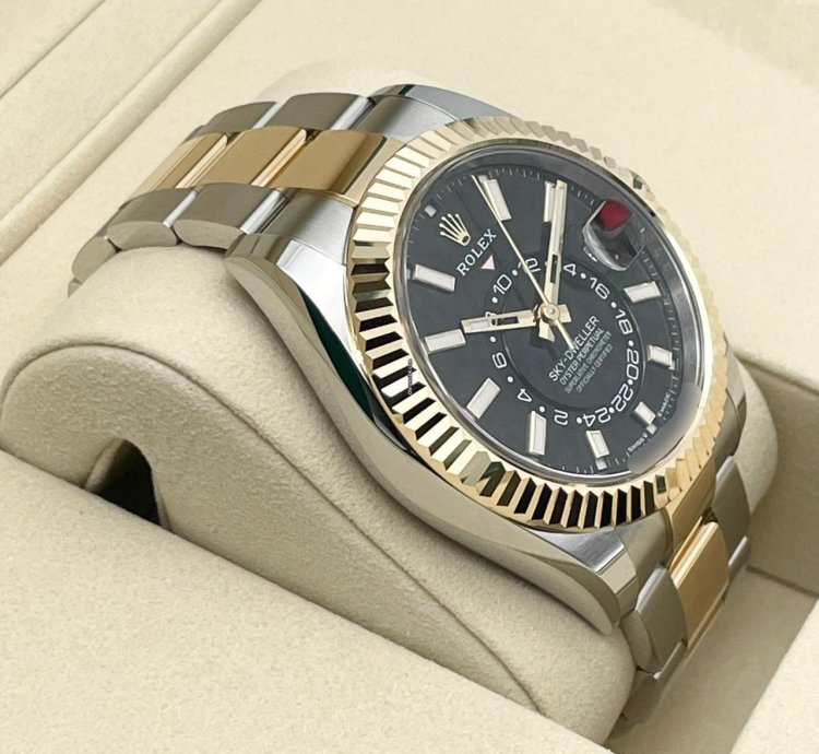 Rolex Sky-dweller 336933 2025 4
