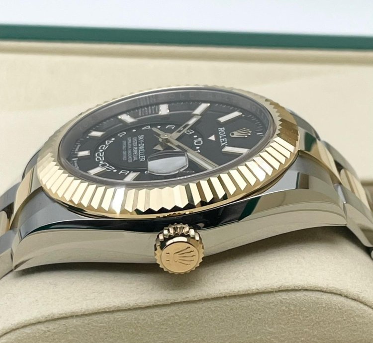 Rolex Sky-dweller 336933 2025 4