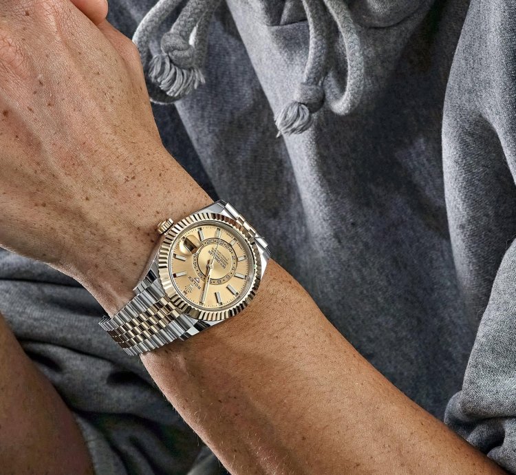 Rolex Sky-dweller 336933 Stainless Steel Yellow Gold Jubilee Champagne Dial 2024