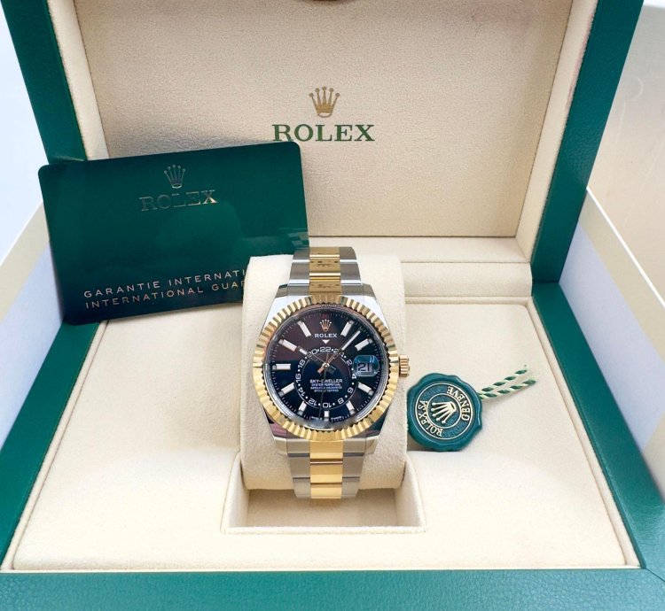 Rolex Sky-dweller 336933 Two Tone Black Dial Oyster Bracelet Unworn 2023