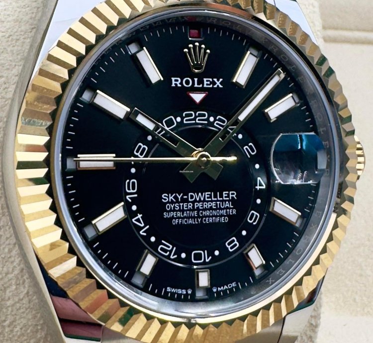 Rolex Sky-dweller 336933 Two Tone Black Dial Oyster Bracelet Unworn 2023