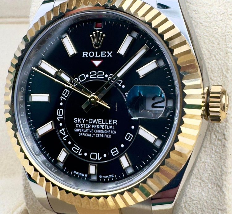 Rolex Sky-dweller 336933 Two Tone Black Dial Oyster Bracelet Unworn 2023
