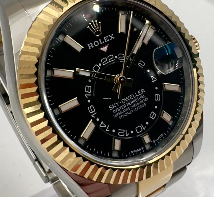 Rolex Sky-dweller 336933 Two Tone Black Dial Oyster Bracelet Unworn 2023