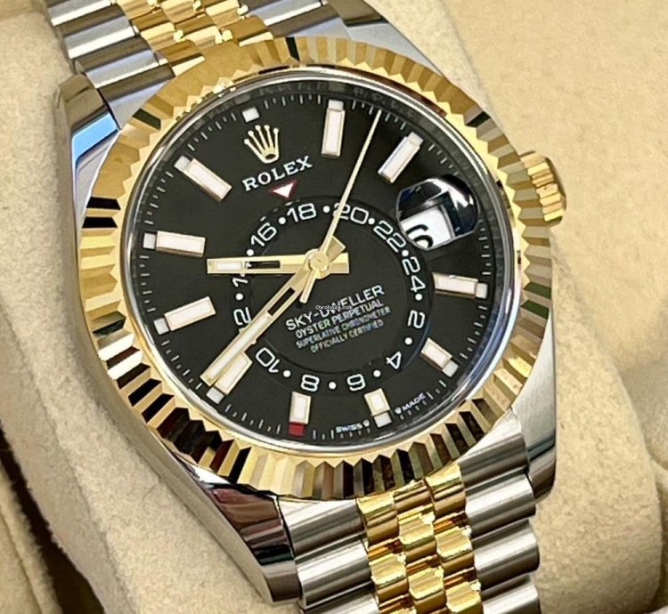 Rolex Sky-dweller 336933 Two-tone Jubilee Bracelet Black Index Stick Dial Dial 42mm