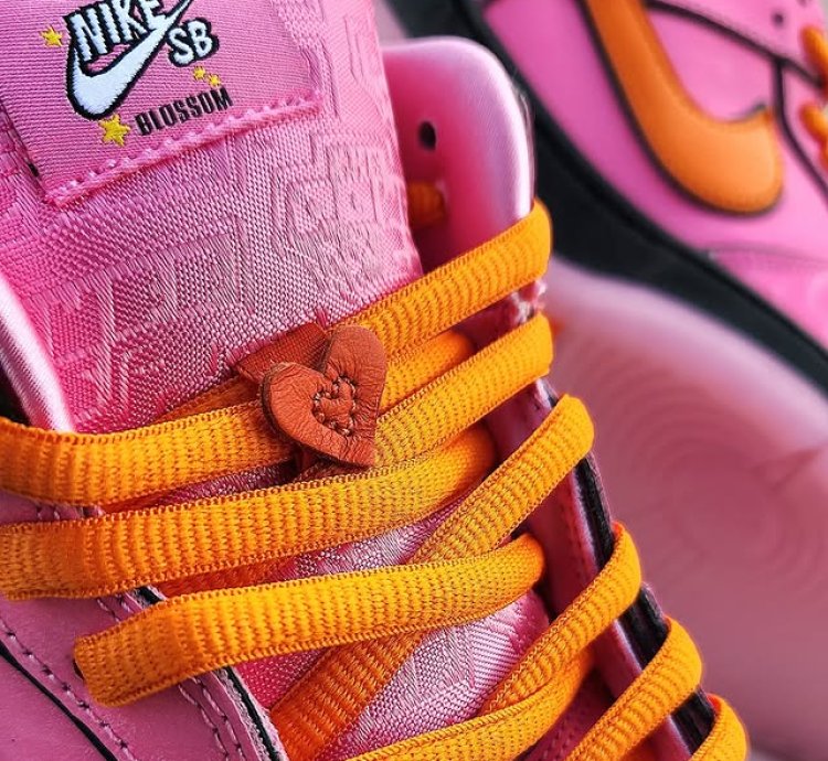 Nike Sb Dunk Low The Powerpuff Girls Pink Blossom