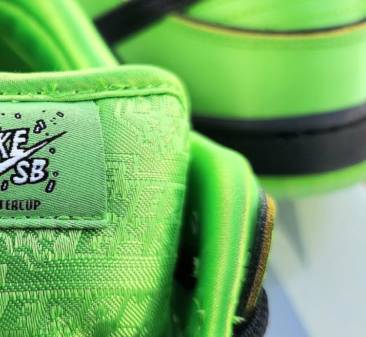 Nike Sb Dunk Low The Powerpuff Girls Green Buttercup