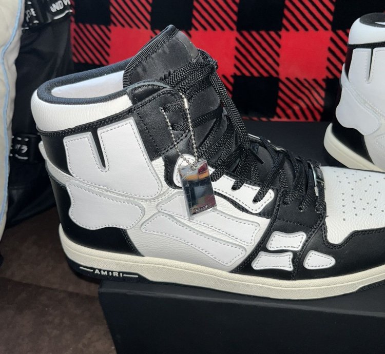 Amiri Skeletoes Hightop