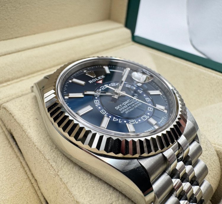 Rolex Sky-dweller 336934 Blue Dial Jubilee 2025