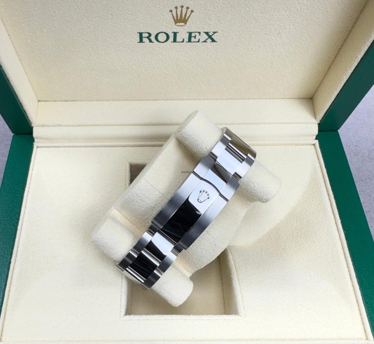 Rolex Sky-dweller 336934 Blue Dial Unworn 2025 Receipt Included