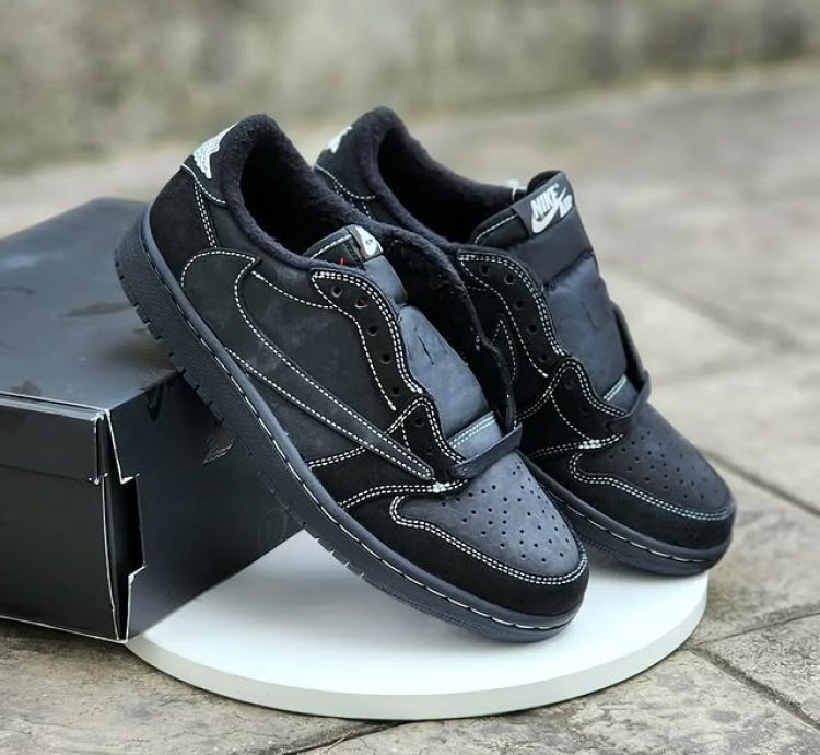 Travis Scott X Air Jordan 1 Low Black Phantom