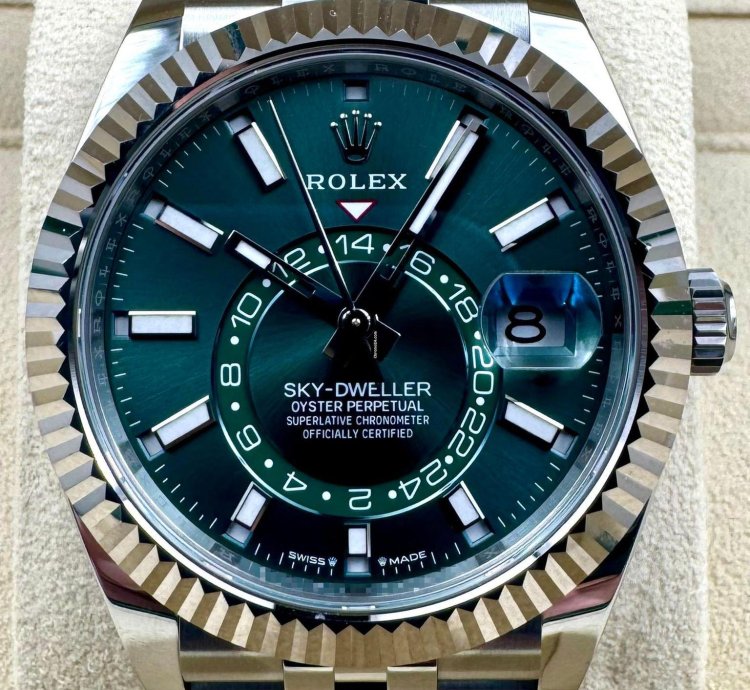 Rolex Sky-dweller 336934 Green Dial Jubilee Bracelet Unworn 2025