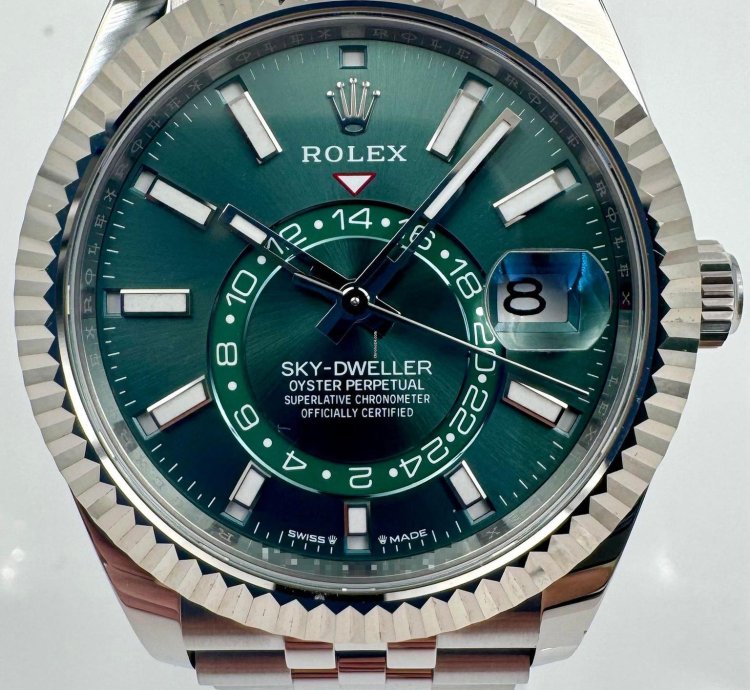 Rolex Sky-dweller 336934 Green Dial Jubilee Bracelet Unworn 2025