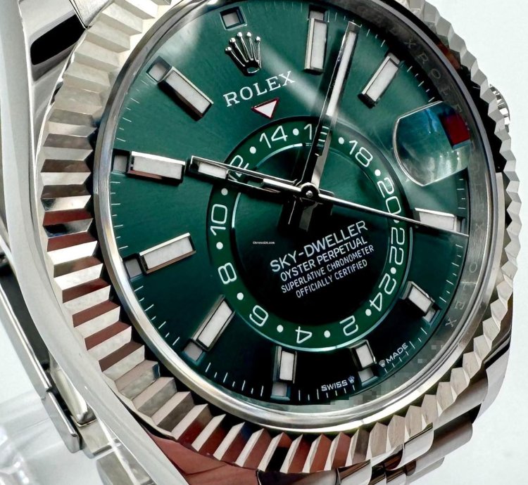 Rolex Sky-dweller 336934 Green Dial Jubilee Bracelet Unworn 2025