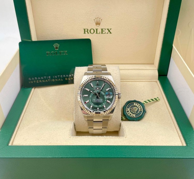 Rolex Sky-dweller 336934 Green Dial Oyster Bracelet Unworn 2025