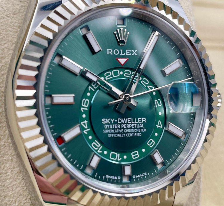 Rolex Sky-dweller 336934 Green Dial Oyster Bracelet Unworn 2025