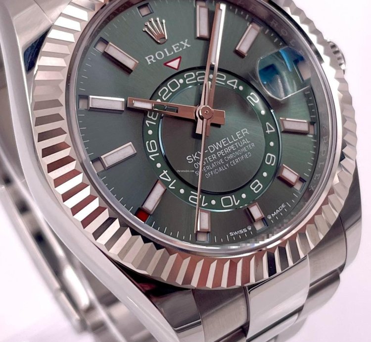 Rolex Sky-dweller 336934 Green Dial Oyster Bracelet Unworn 2025