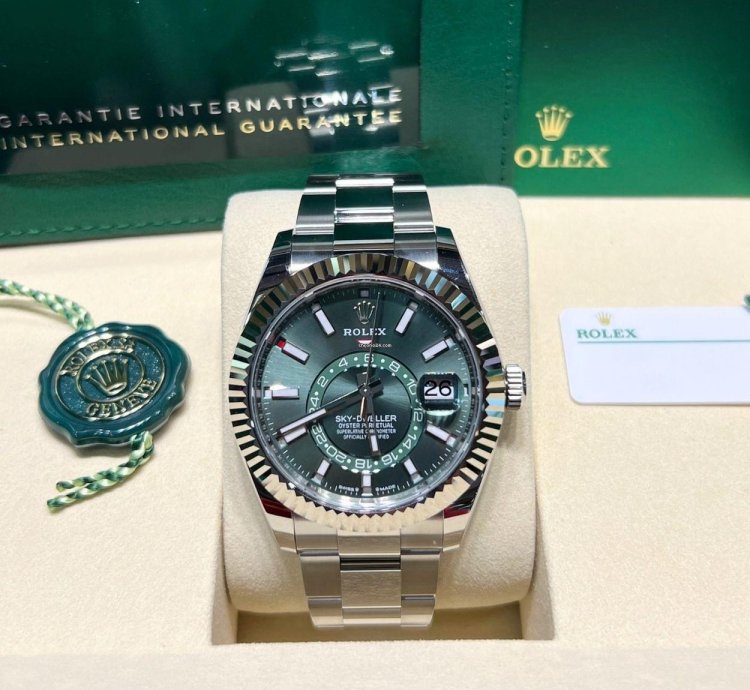 Rolex Sky-dweller 336934 Sky-dweller 42mm Steel Mint Green Dial Oyster