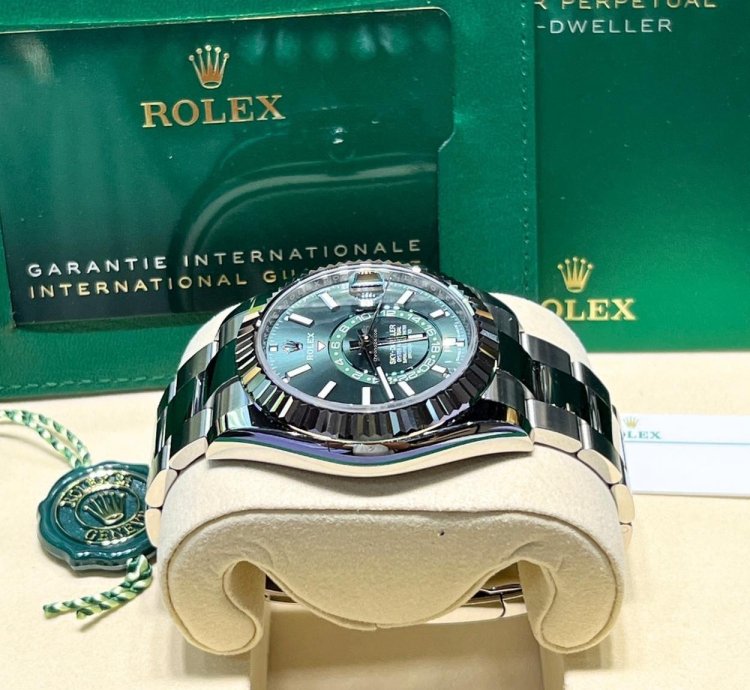 Rolex Sky-dweller 336934 Sky-dweller 42mm Steel Mint Green Dial Oyster