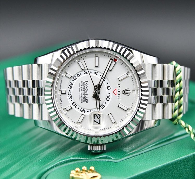 Rolex Sky-dweller 336934 White Dial Jubilee New Fullset 10-2023 Unworn
