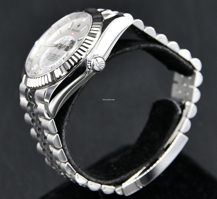 Rolex Sky-dweller 336934 White Dial Jubilee New Fullset 10-2023 Unworn