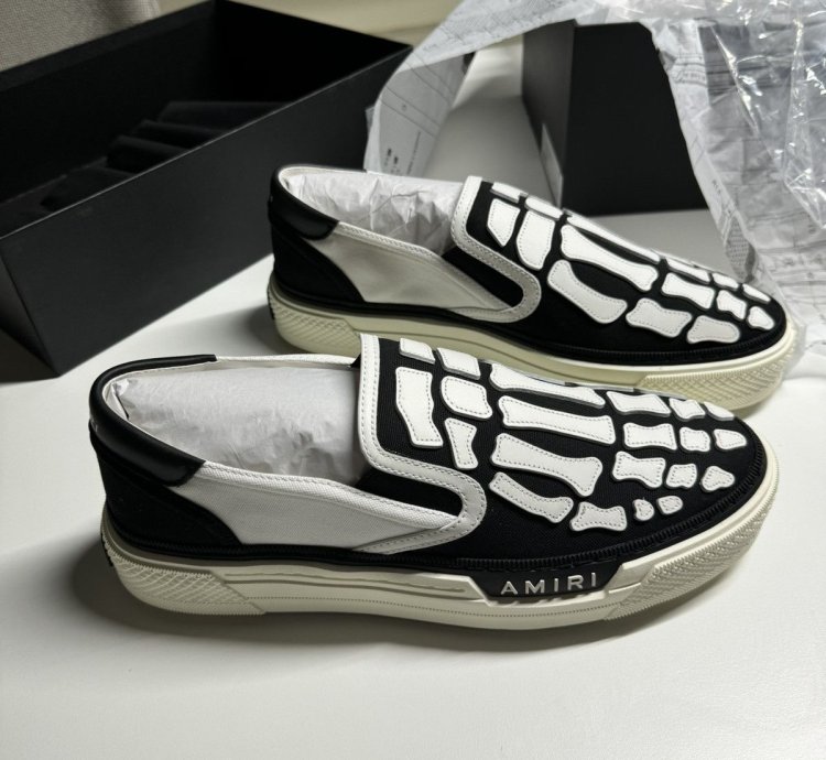 Amiri Skeleton Slip-on New 650