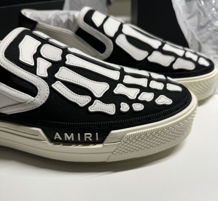 Amiri Skeleton Slip-on New 650