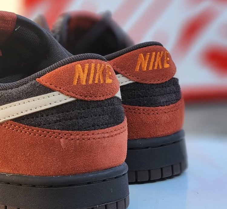 Nike Dunk Low Red Panda