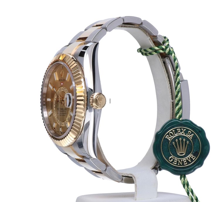 Rolex Sky-dweller 42 Gold Steel Champagne Unworn 2023