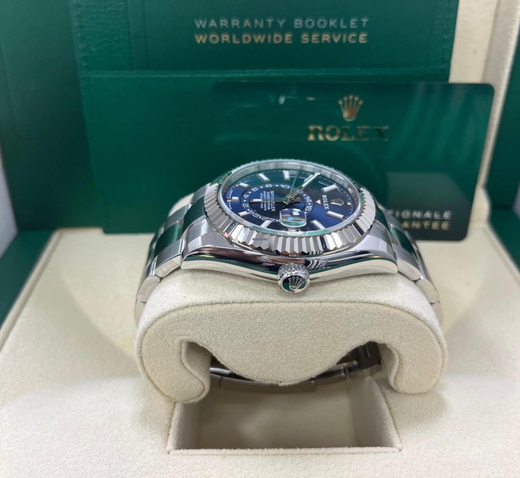 Rolex Sky-dweller 42 Mm Oystersteel And White Gold Blue Dial 336934