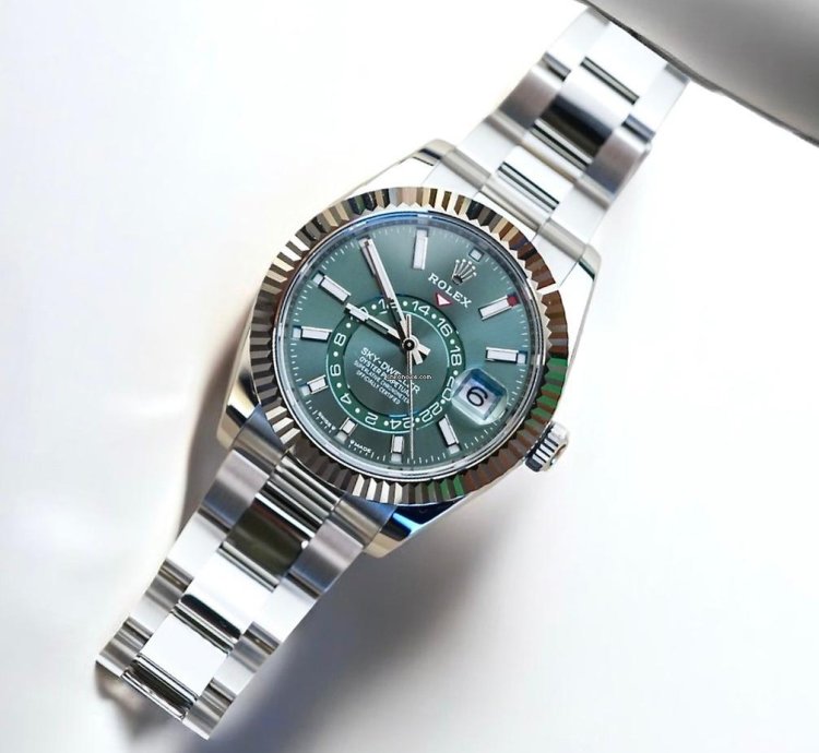 Rolex Sky-dweller 42mm 336934-0001 Mint Green Dial