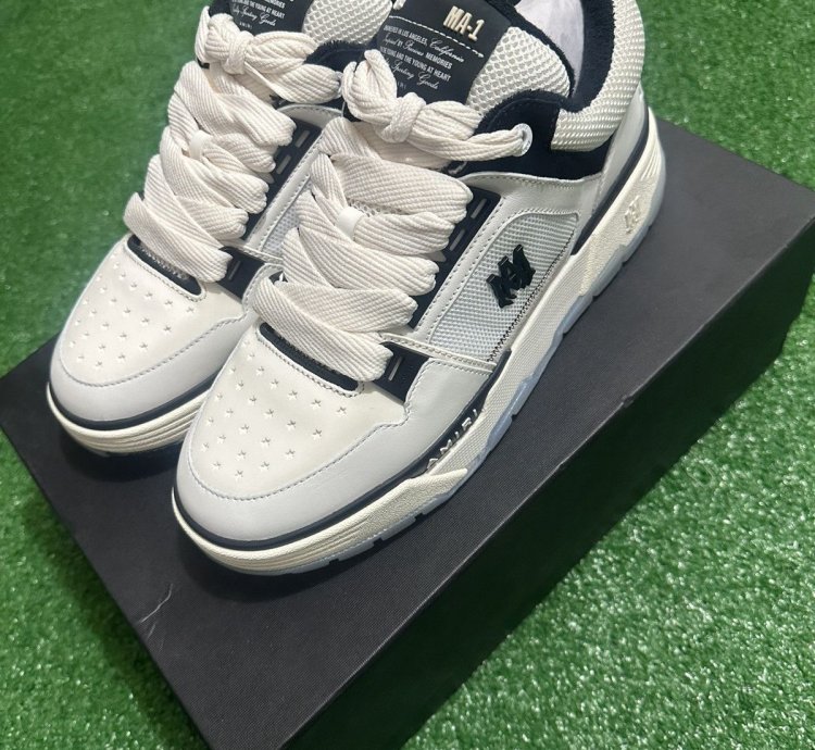 Amiri Sneakers