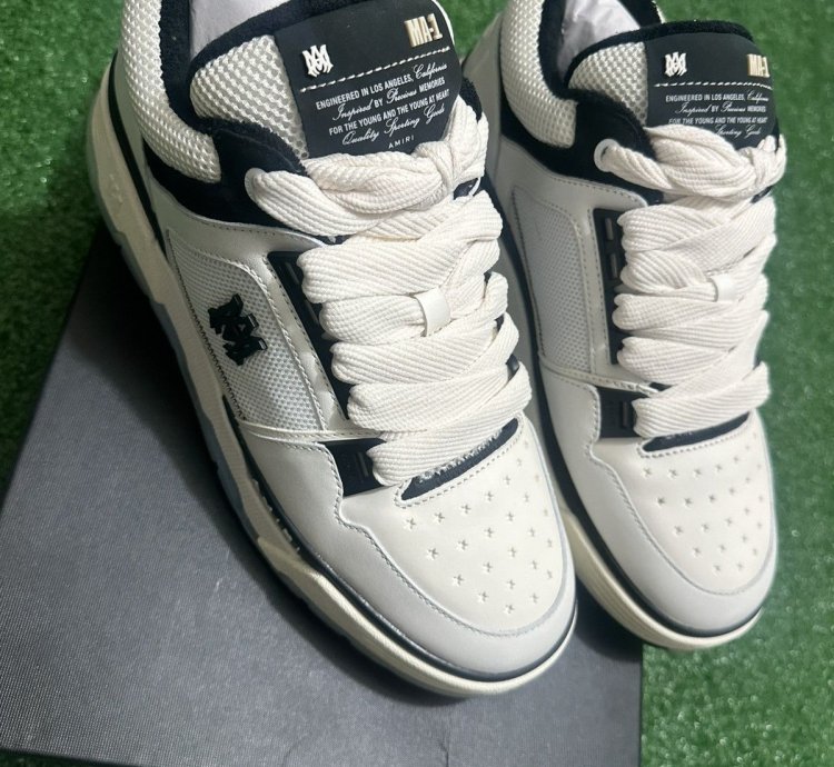 Amiri Sneakers