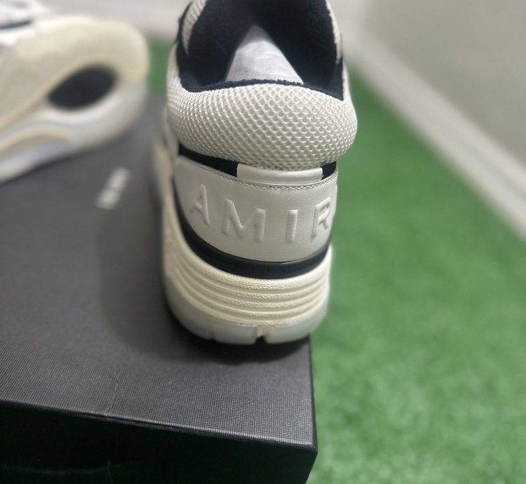Amiri Sneakers