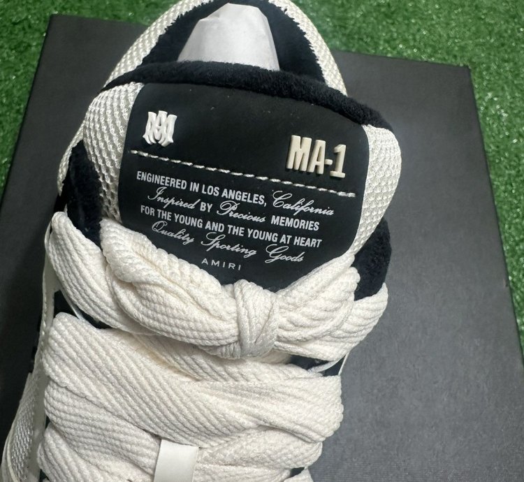 Amiri Sneakers