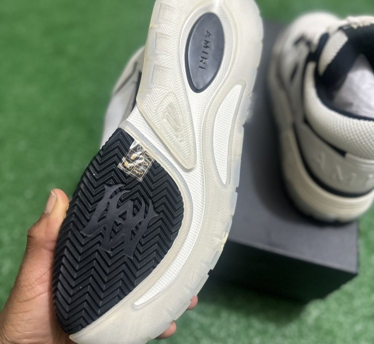 Amiri Sneakers
