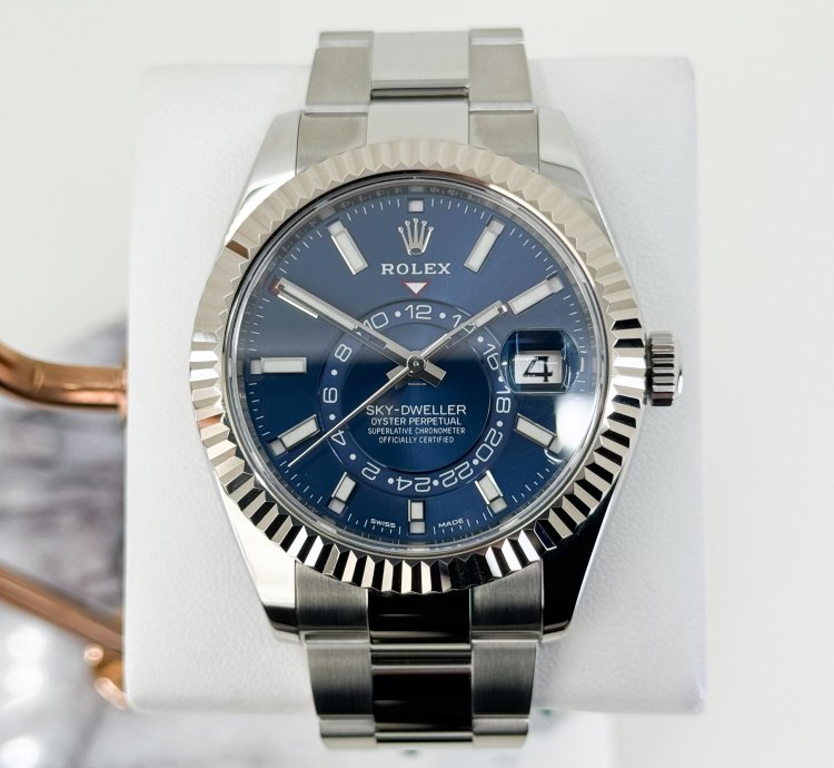 Rolex Sky-dweller 42mm Fluted Bezel Stainless Steel Blue Index Dial Oyster Bracelet 326934