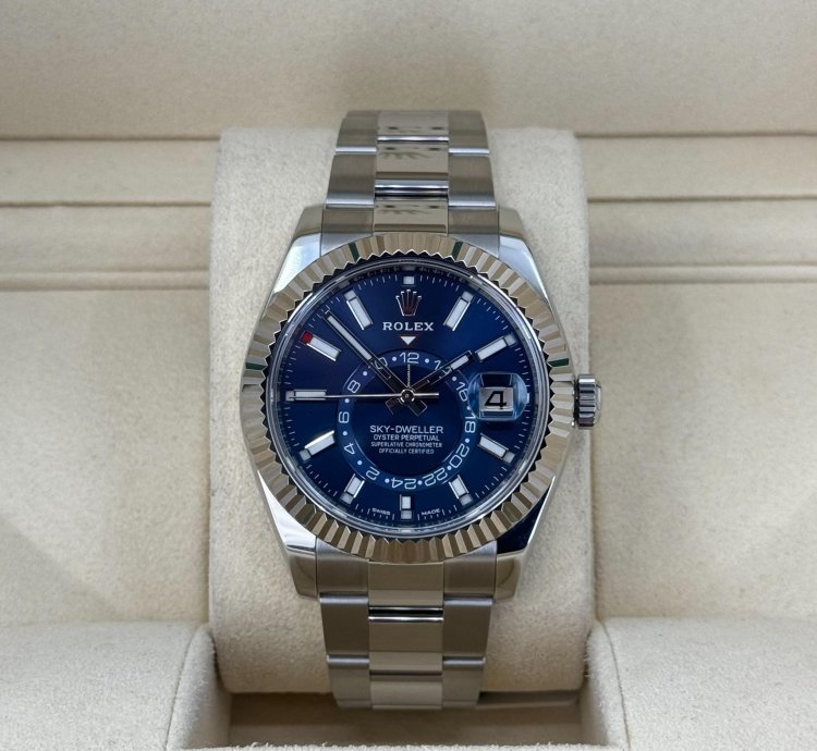 Rolex Sky-dweller 42mm Fluted Bezel Stainless Steel Blue Index Dial Oyster Bracelet 326934